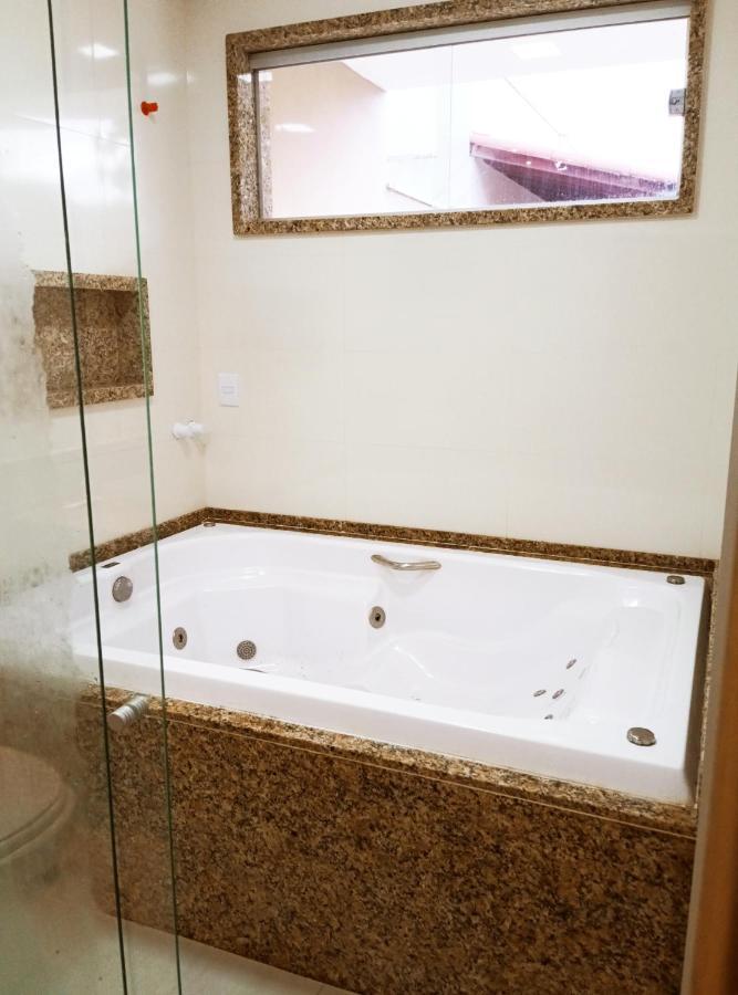 Holiday home Casa Tartaruga 1 - Luxo Com Hidromassagem A 50m Do Mar